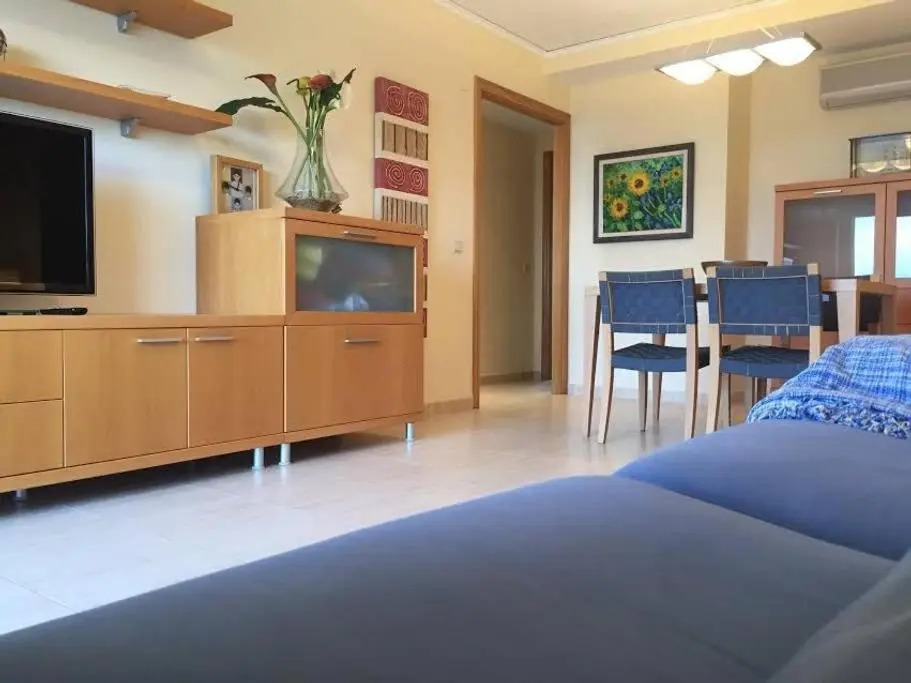 .Apartamento 1a linea de playa + piscina + parking DAIMUS