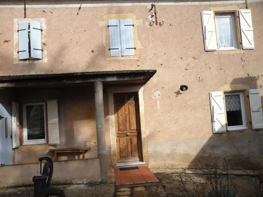 Maison de 2 chambres avec jardin clos a Puycelsi