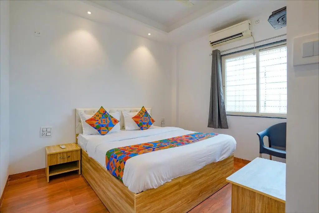 Fabhotel Farmaish Garden