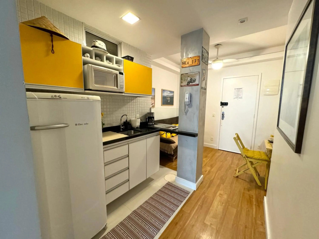 Apartamento Charmoso no posto 5, próximo ao Arpoador e Ipanema