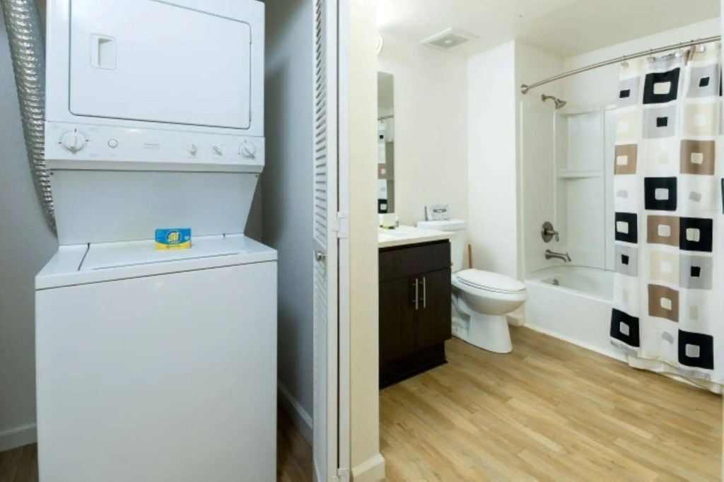 Global Luxury Suites at San Fernando