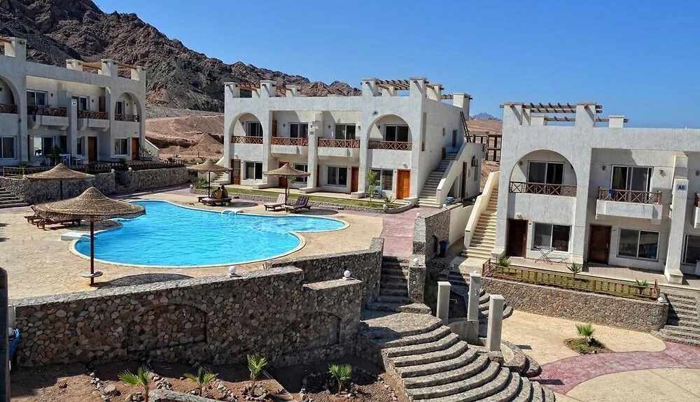 Sunny Dahab