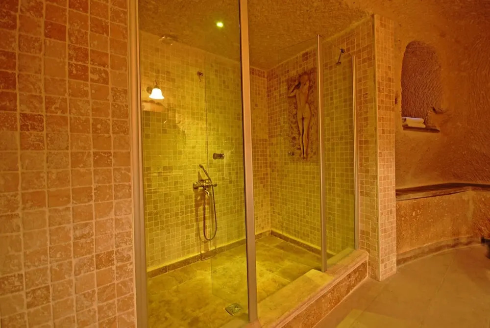 Miras Hotel