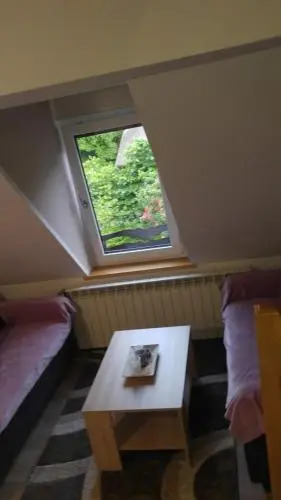 Apartments Ktrenc