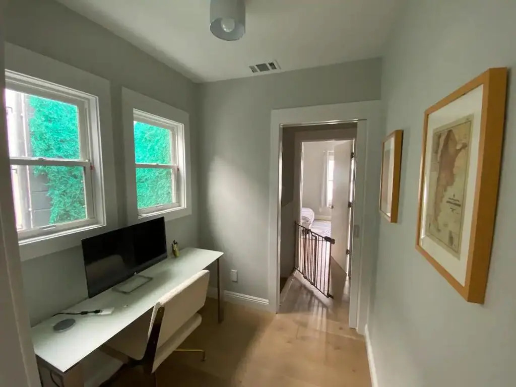 Beautiful 3 Bed 3 Bath upper house in Bernal Glen