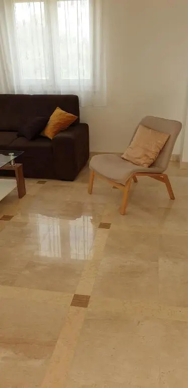 APARTMAN PALIT 4988b