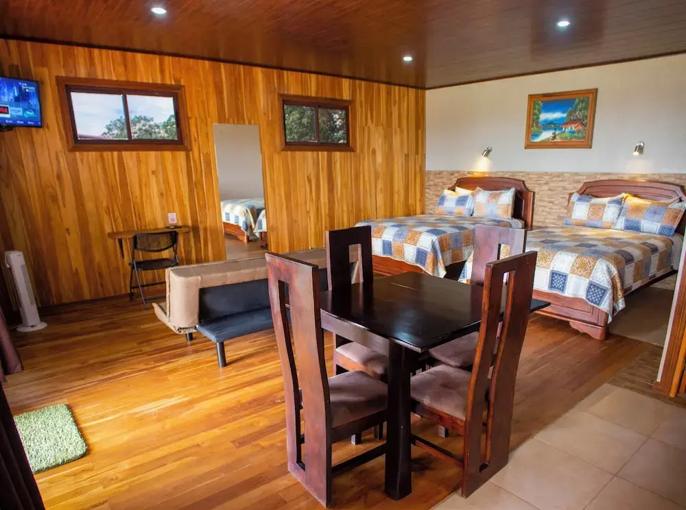Hotel Almore