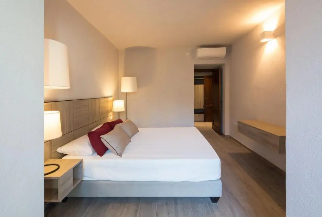 Residence Via Di Francia