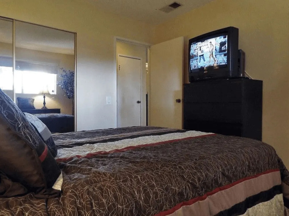 Villa Single