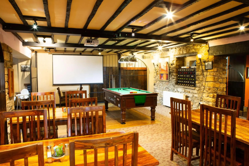 Coach House