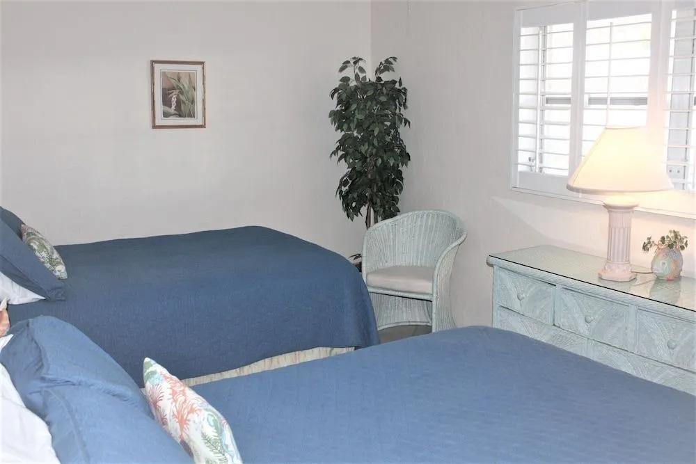 Jamaica Royale 097 - 2 Br Condo