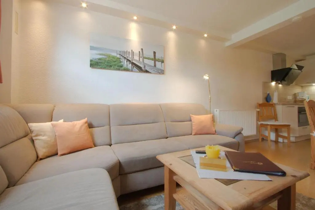 Zwei Ferienwohnungen Ankerpatz 70 qm mit Loggia & Puppenstube 50 qm mit Gartenterrasse in Hagenburg nähe Steinhuder Meer