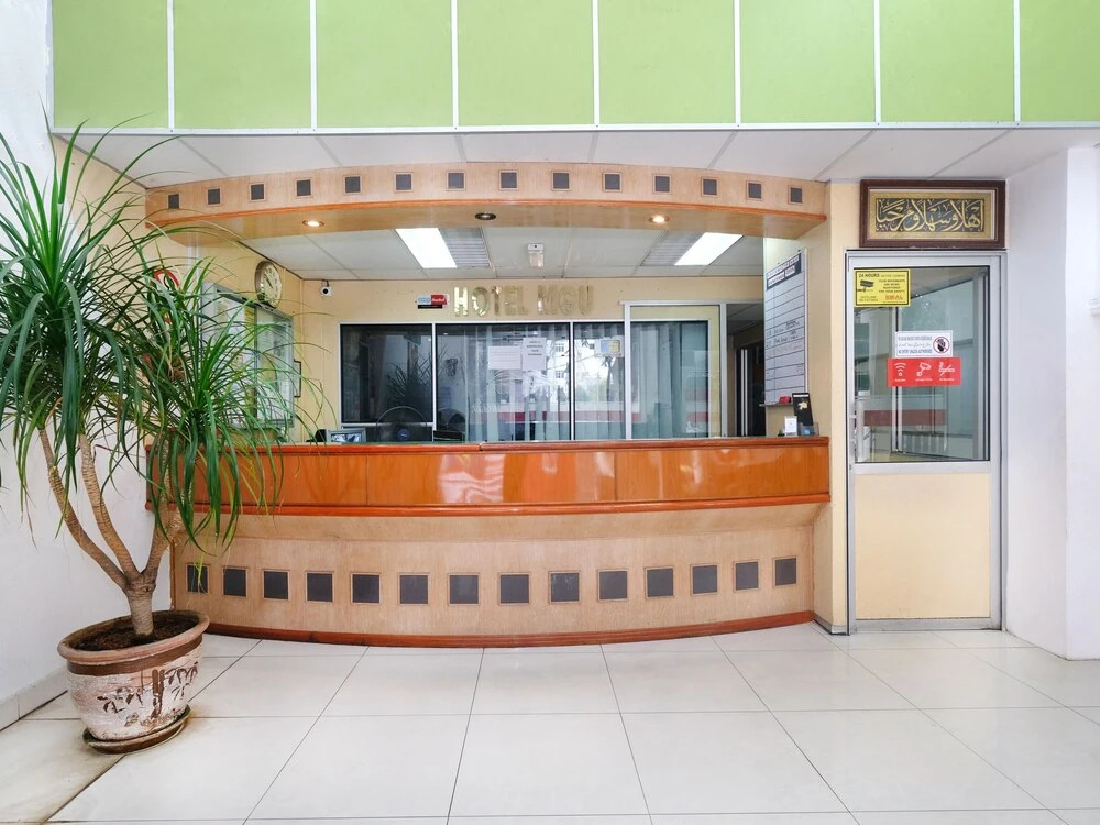 Oyo 757 Mgu Firdaus Hotel