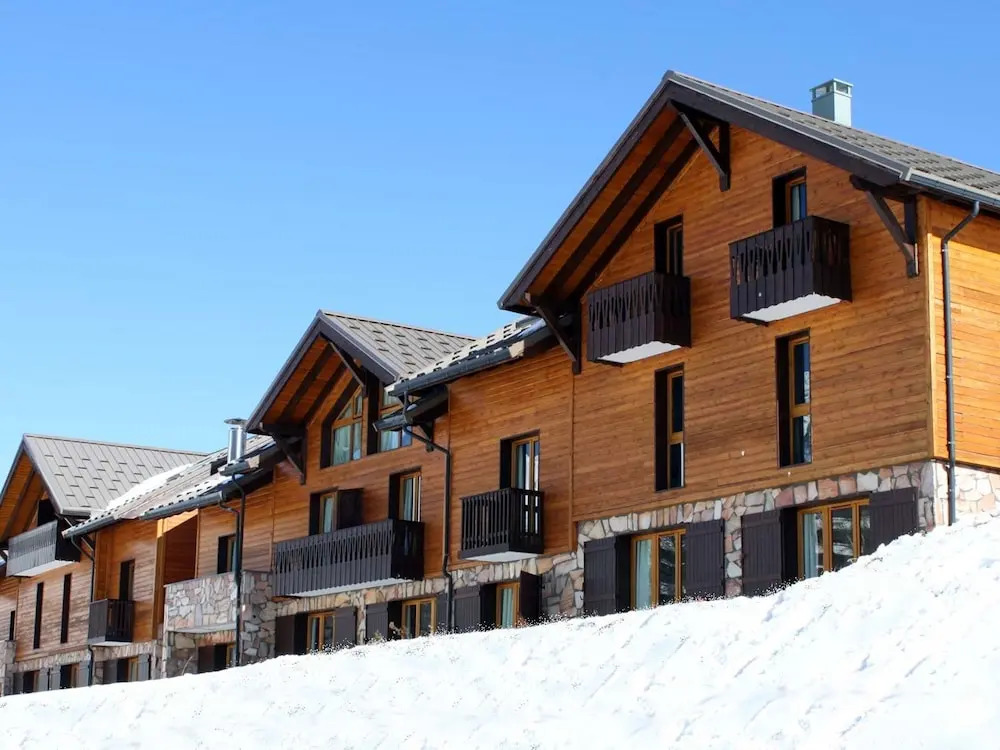 Chalet in Pouzols Minervois Near Skiing Slopes