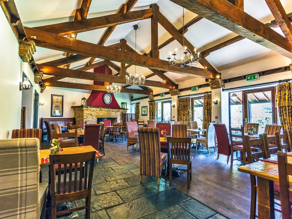 Holly Hill Inn