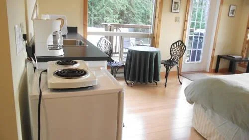 Secret Cove Cottage Suites