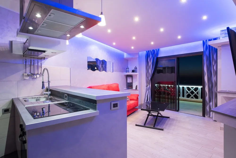 109. Romantic Apartment with Heated Pool