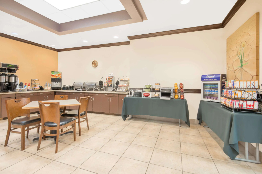 Hawthorn Suites by Wyndham Lubbock