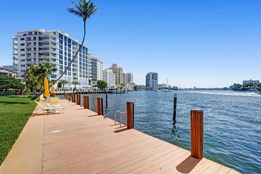 Fort Lauderdale Yacht and Beach Club 209