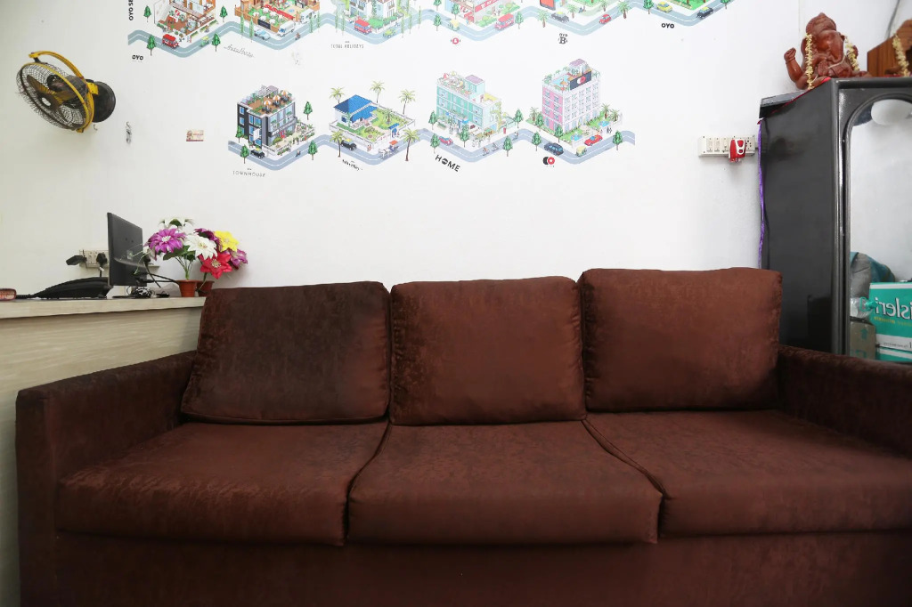 OYO Flagship 13770 Shuvam Guest House
