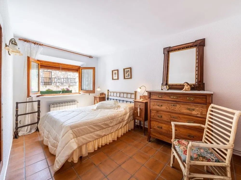 Fairytale Cottage in Clariana With Private Pool and Garden