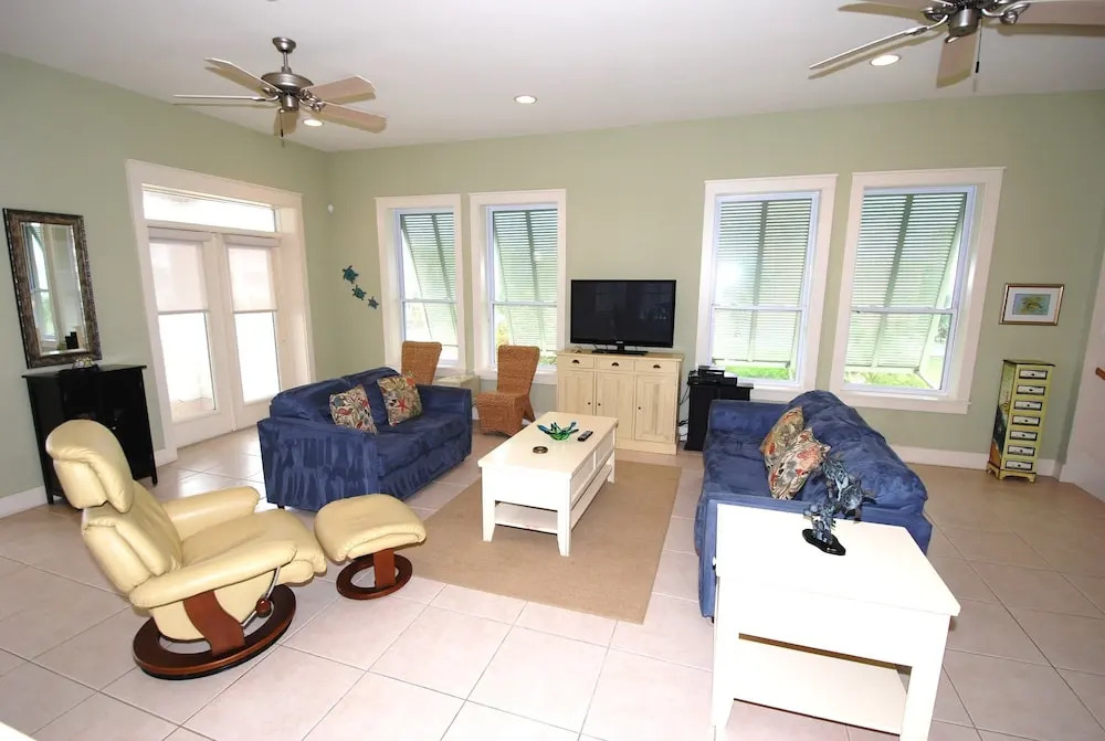 Tortuga House 3 Bedrooms 3 Bathrooms Home