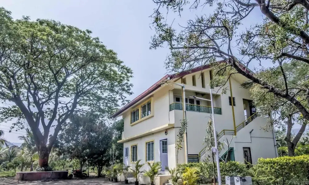 Green Living Farm House