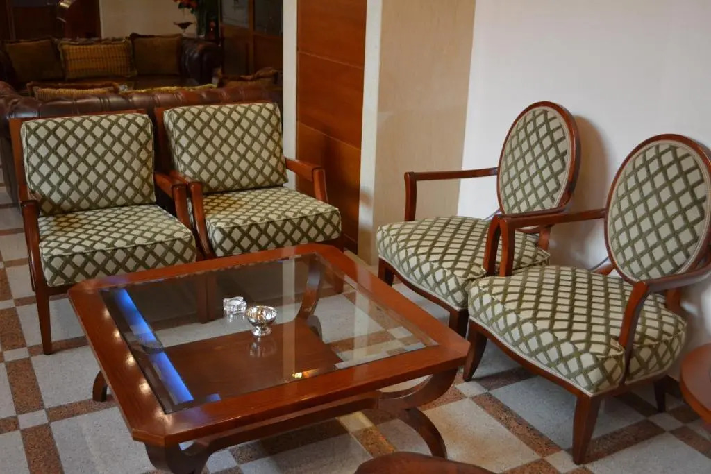 Elena Hotel