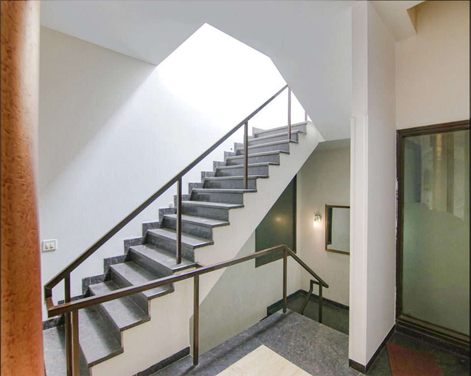 Fabhotel Citi Inn