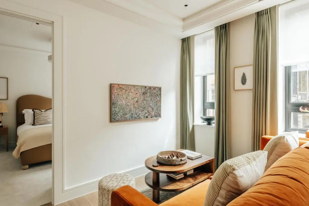 Claridge House by SLO