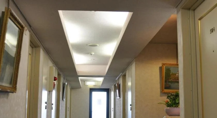 Silk Hotel