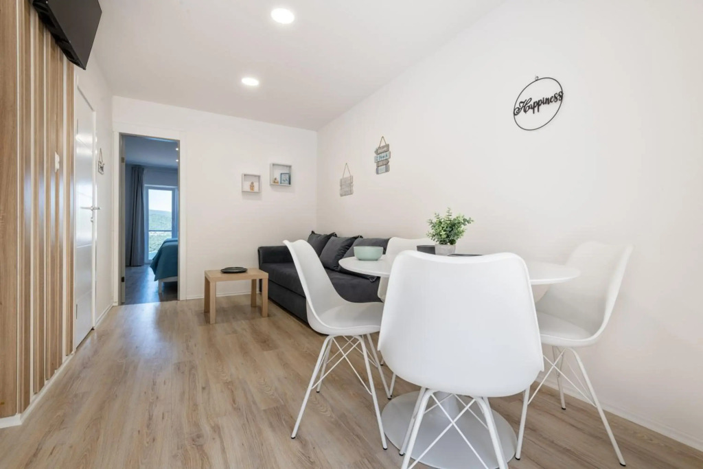 Apartments Malalu