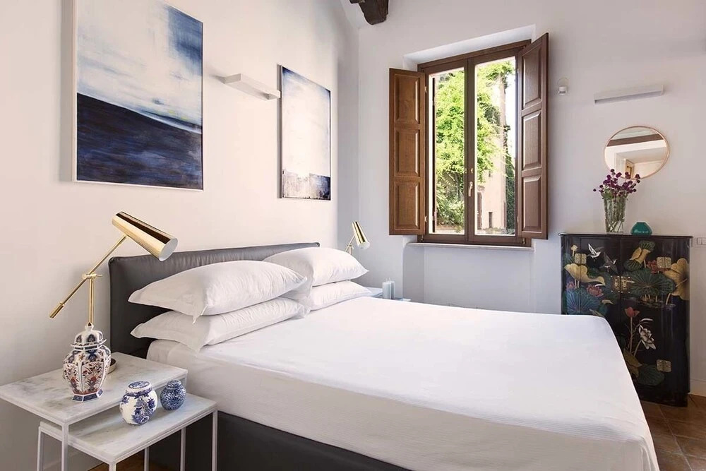 Rome Accommodation - Margana I