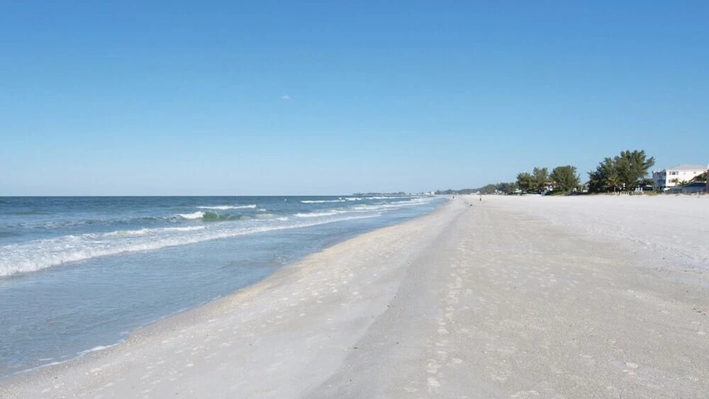 242 Bradenton Beach Club