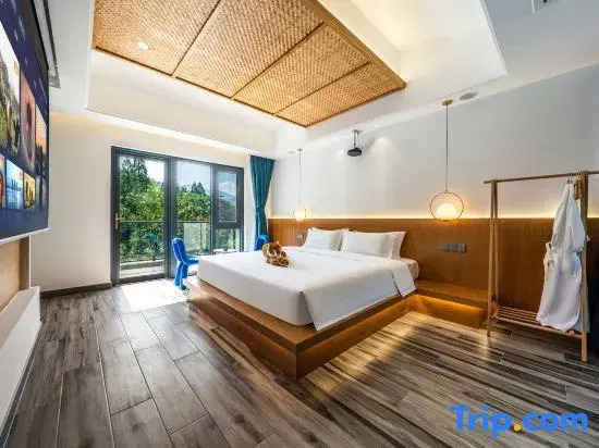 YoLo Qingdie Wu·Linya Yunshu B&B