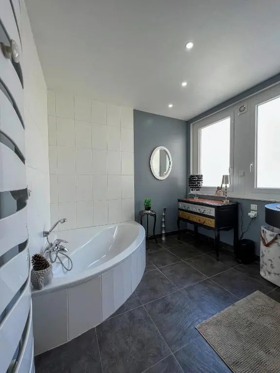 Le Central Victoria III - Central Point - 105m2