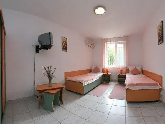 HOSTEL ATLANTIC cm