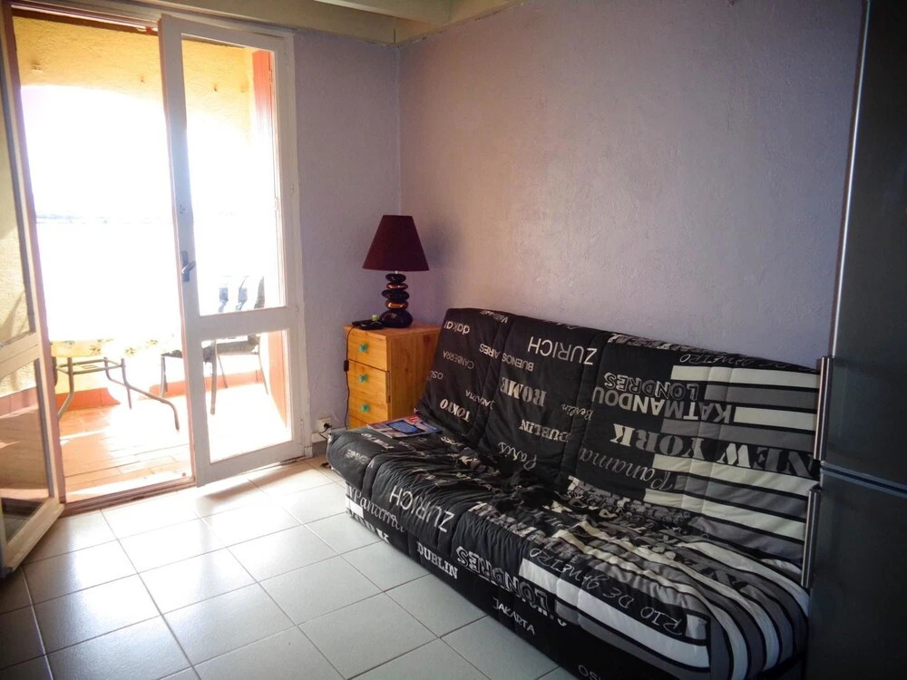 Apartment With one Bedroom in Le Barcarès, With Wonderful Lake View an