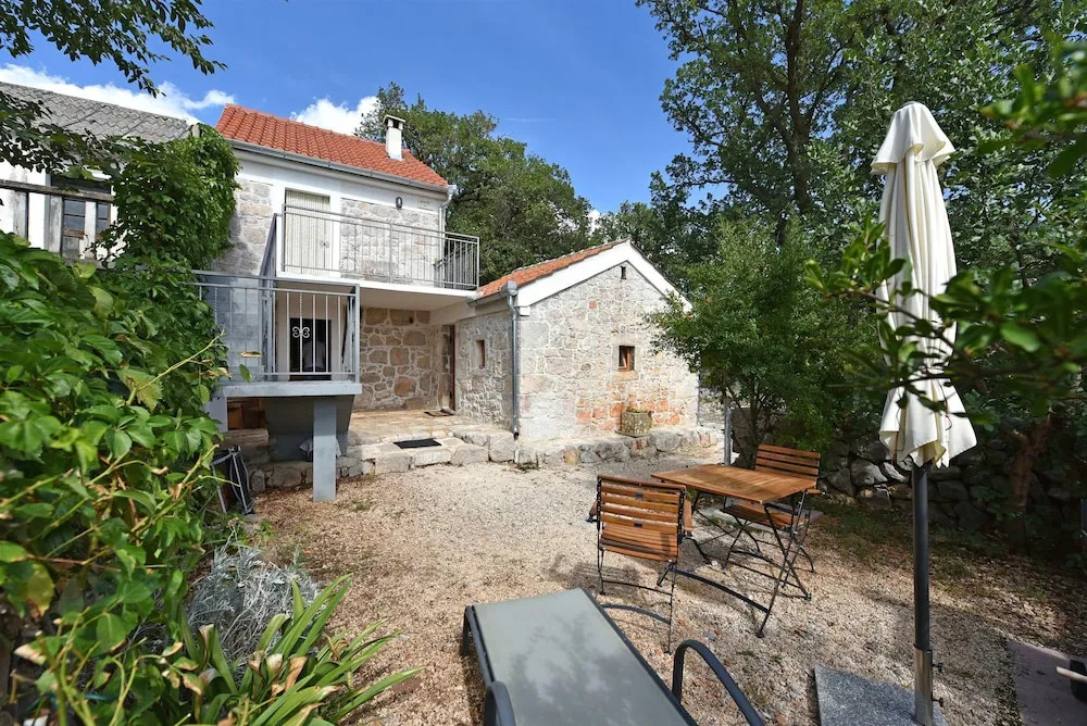 House Paklenica stone beauty