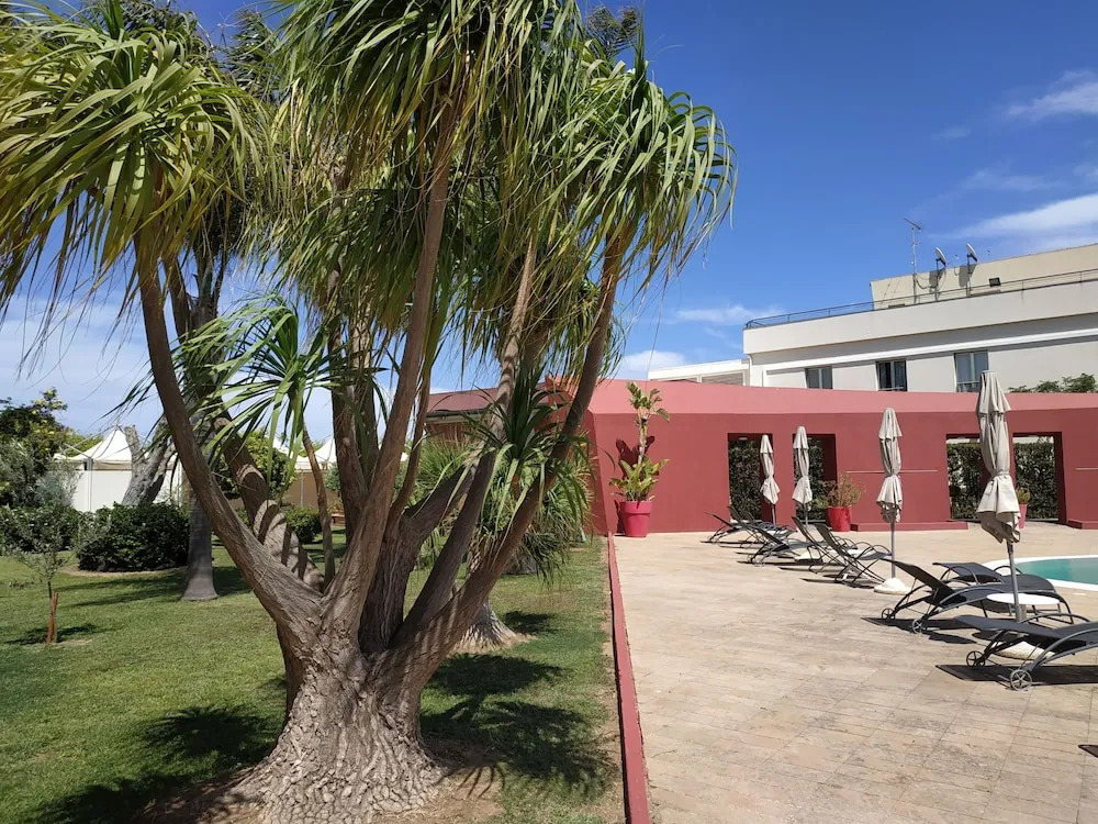 Best Western Riviera By Happyculture