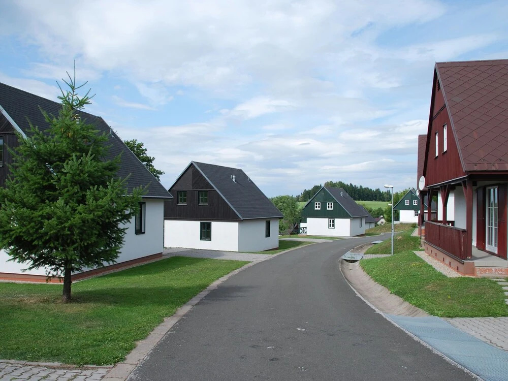 Detached Holiday Home With Veranda Near Cerny Dul