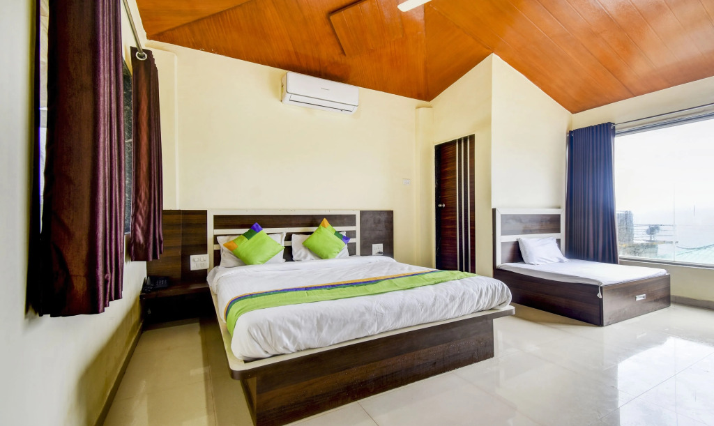 Itsy By Treebo - Gugal Residency Mahabaleshwar