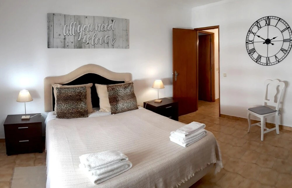 Apartment With in Armação de Pêra With Wonderful sea View