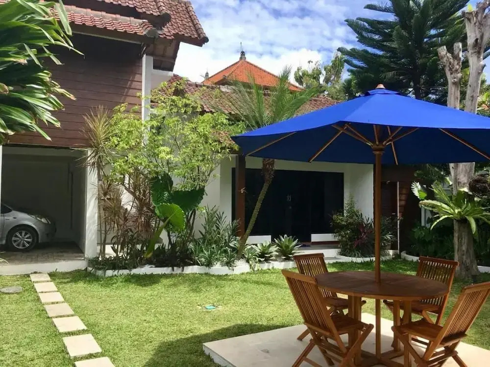 3 Bedroom Authentic Villa In Canggu