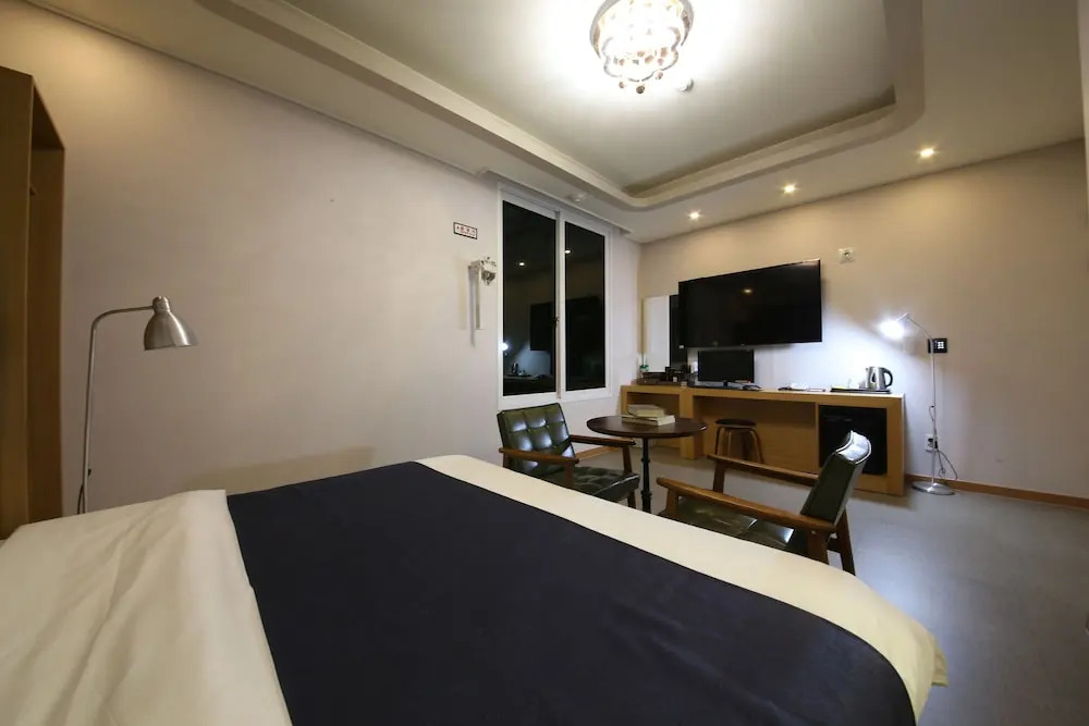 Legend Motel