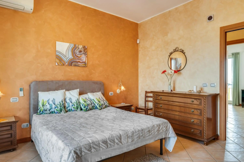 Roomy And Bright Apartment With Balconies X6