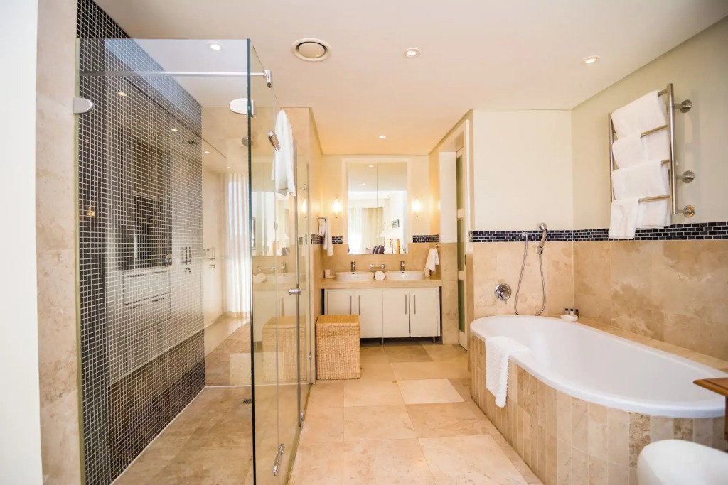 Mountain Marina Luxury Apartments