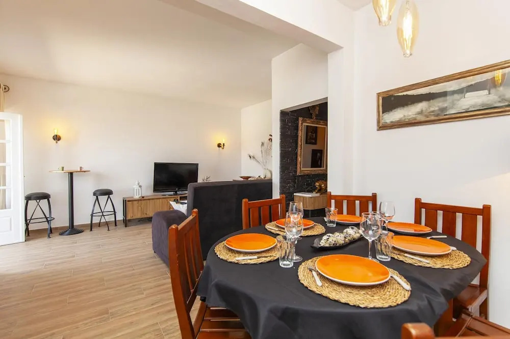 C01 - Trindade 3 Bed Flat in Lagos