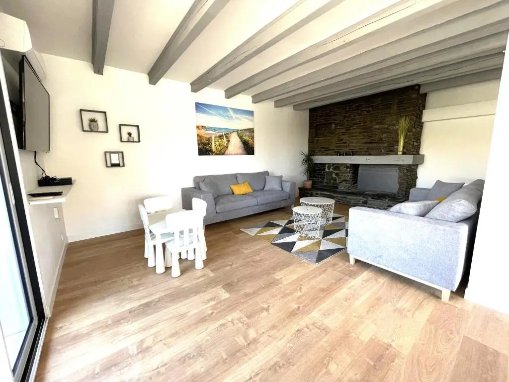 Appartement spacieux 4 chambres, jardin, proche centre-ville
