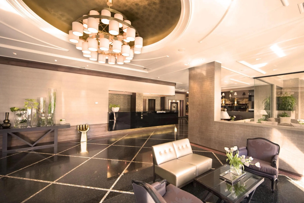 Real Parque Hotel